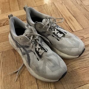 Asics Novablast 5 Running Shoes Oatmeal/Black 1011B974-250 Men's Size: 9